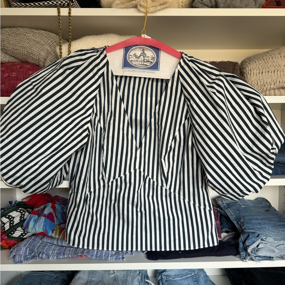 SOLD OUT Frame puff sleeve shirt